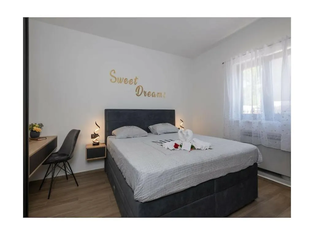 Villa In Upani I With Swimming Pool Ruzici  Croatia